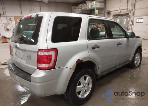 2009 Ford Escape Xls/Xls Manual from USA, damaged, VIN 1FMCU02739KB22392